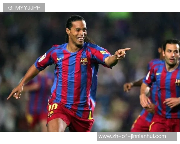 以比足球还大的物体为载体的球星形象探索与创意表现